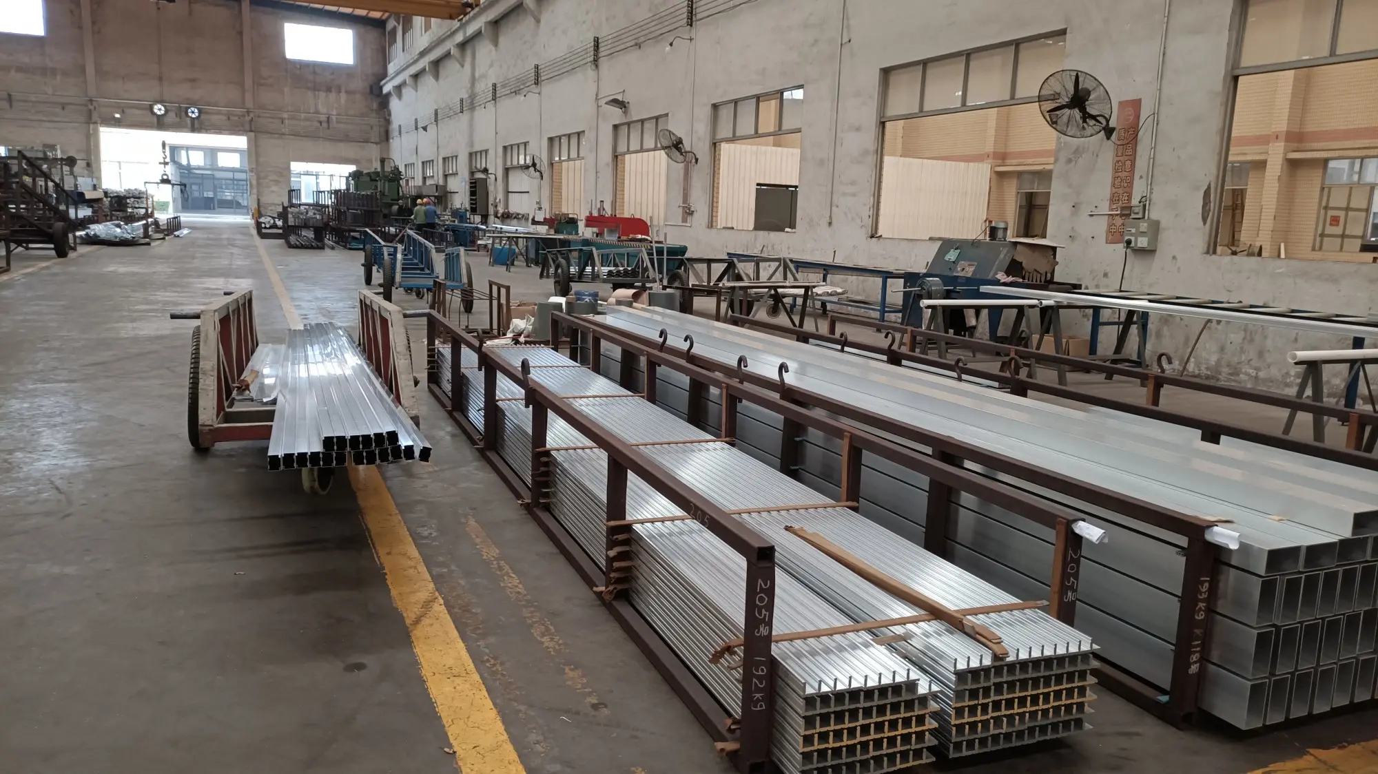 Innovative aluminum profiles for radiators: the perfect combination of efficiency and aesthetics