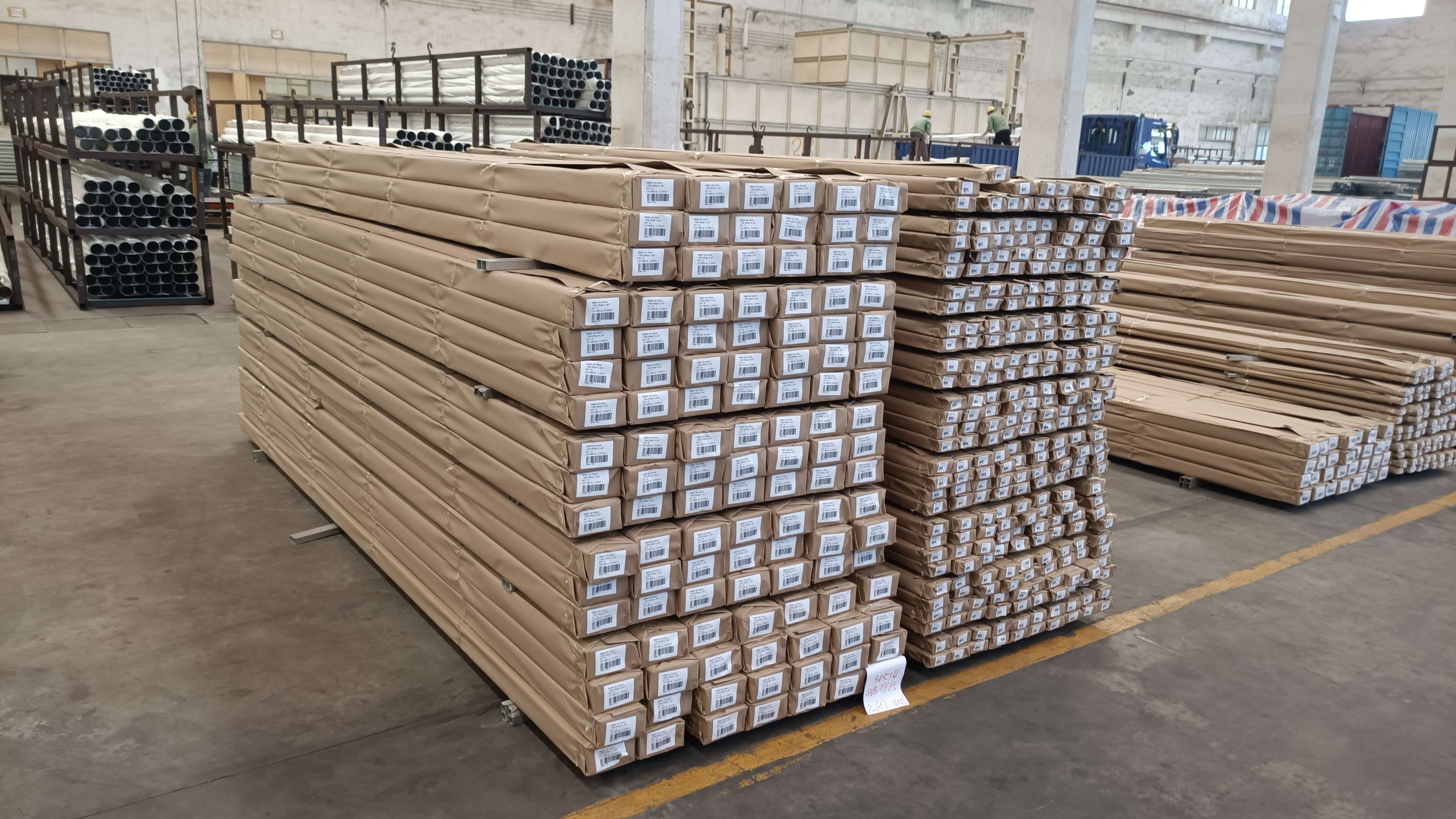 Heavy Duty Performance: Aluminum Profiles for Sliding Doors