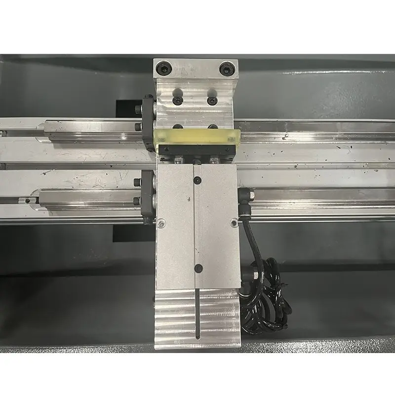 CNC800B2 CNC drilling and milling machine for aluminum profiles